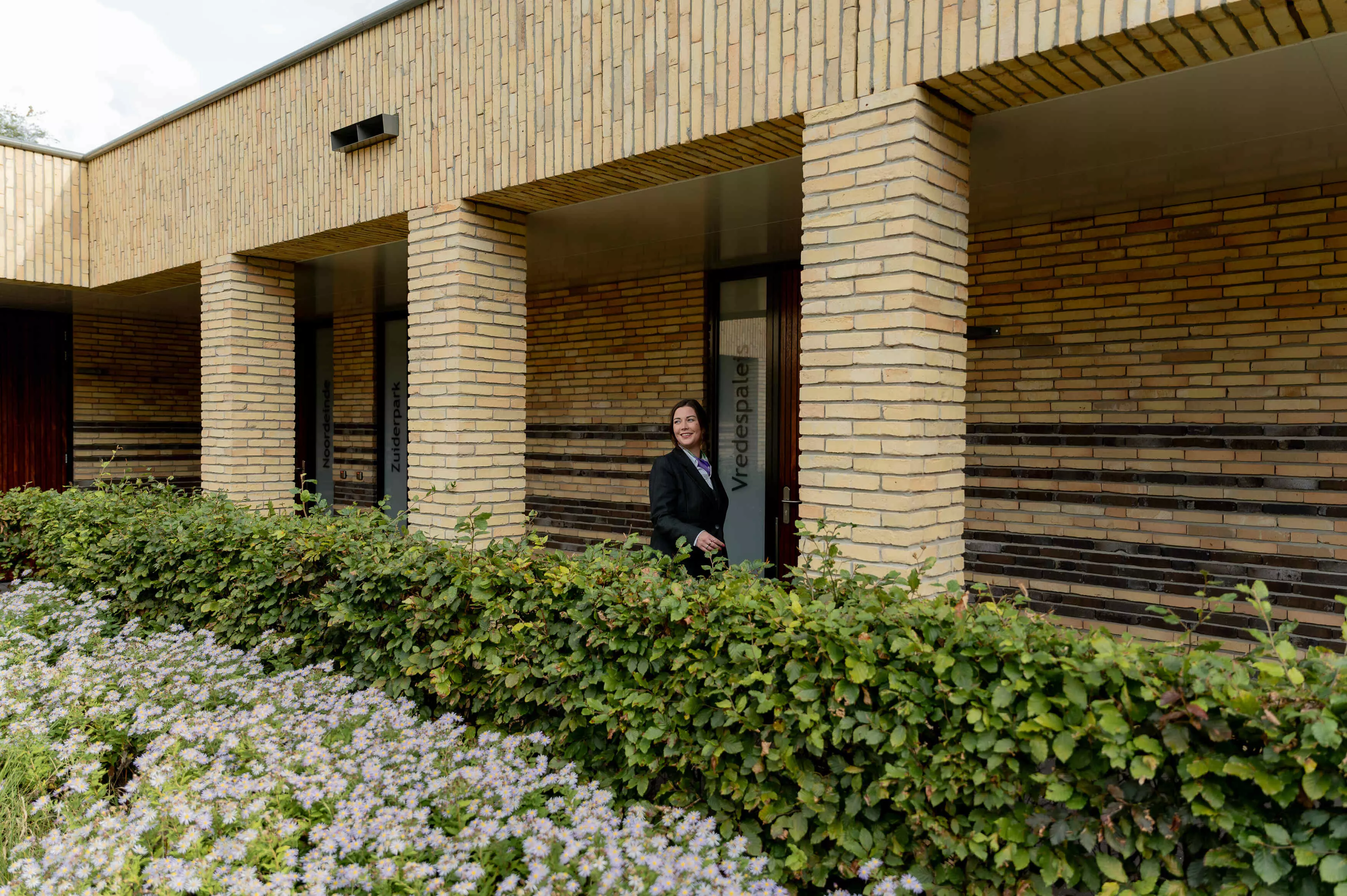 ‘Persoonlijk denk ik dat je met voldoende mensenkennis en een flinke dosis inlevingsvermogen al een heel eind komt voor deze rol.’